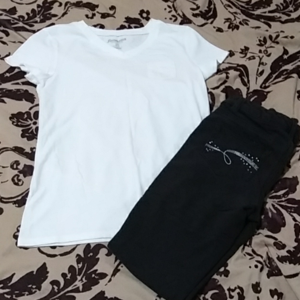 NWOT white pocket t-shirt